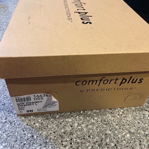 Comfort Plus by Predictions Women's Swanky Black White Embellished Wedge. 8W - Picture 11 of 11